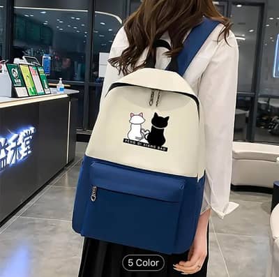 چائنہ امپورٹڈ بیگ یونیک بیگ سیٹ ہے 4 قسم کی ورائٹی  نہایت کم قیمت میں