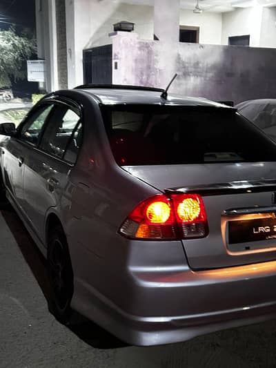 honda civic 2004 model full ok ha khoi msla ni ha rim tayer sunroof bo