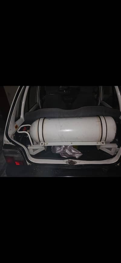 CNG kit and cylinder