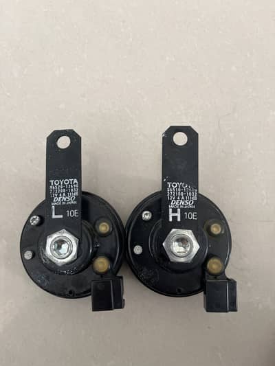 New original Toyota fortuner horn