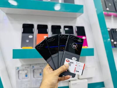 Motorola Moto Razr 50 2024 256/8 Dual Screen Flip Usa Original