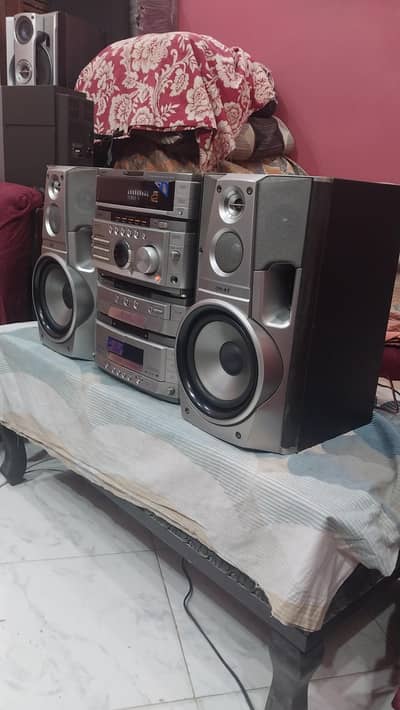 sony STR-WX5 power full sound system 150watts+ 150 watts front speaker