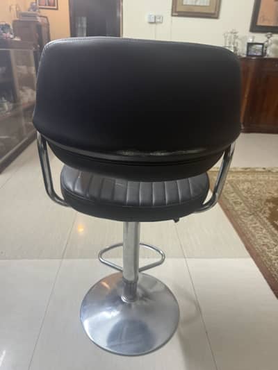 Leather swivel spinning lounge chair