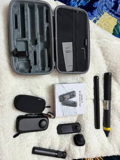INSTA 360X5 ACTION CAMERA WITH ALL ACCESSORIES