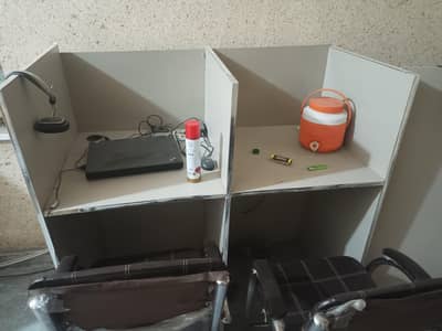 computer or laptop stations