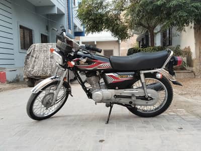 Honda 125 2024