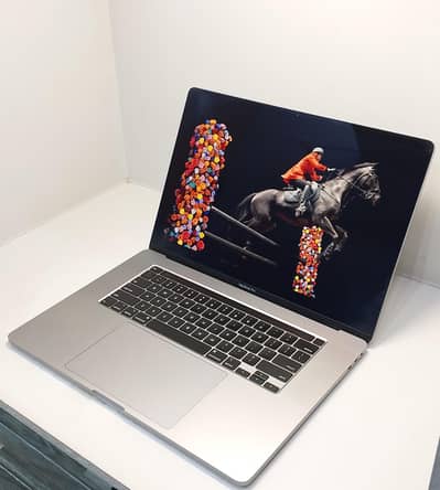 APPLE MACBOOK PRO 2019 FOR SALE 16'' DISPLAY 32GB RAM AND 1TB SSD
