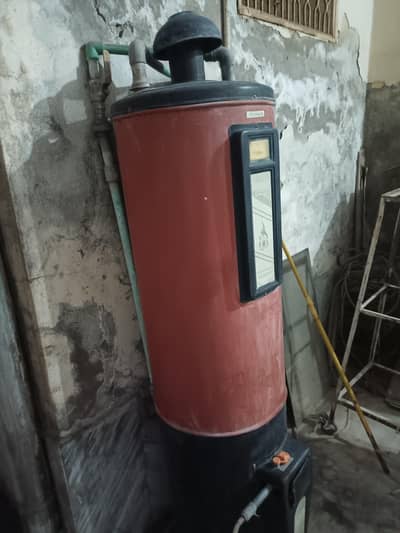 Geyser 35 gallon for sell