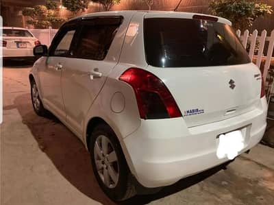 Suzuki swift dlx 2010 abs
