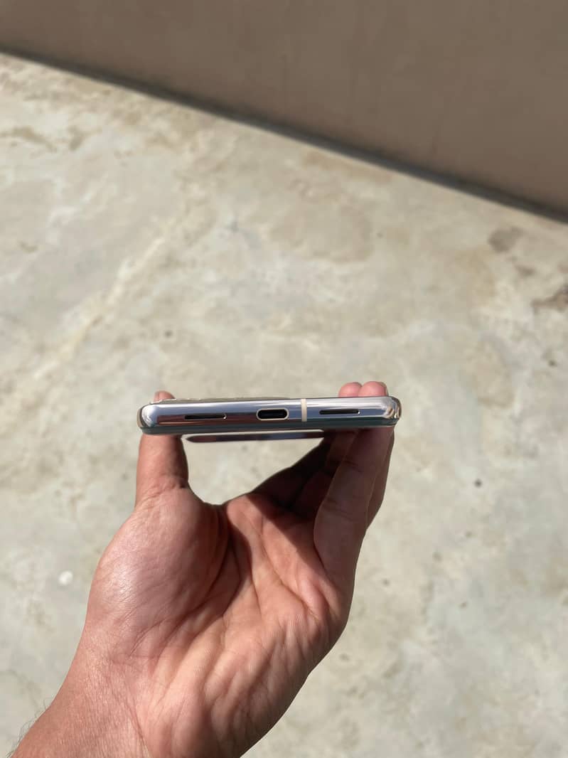 GOOGLE PIXEL 7 PRO 5