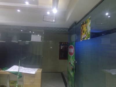 200 Sqft 1st Floor For Rent In Main Mkt Facing Gulberg 3 Lhr Corner Office Ideal For Office or Shop Usages