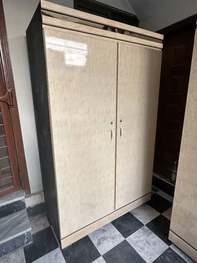 3 door big wardrobe / cupboard