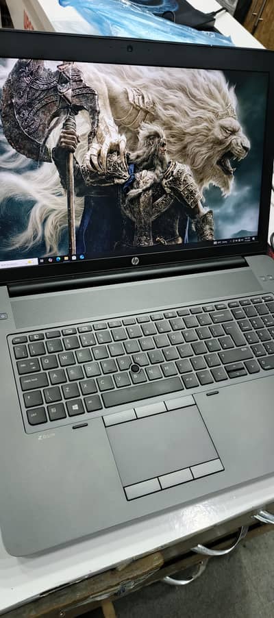 hp zbook 17 workstation i7 7th gen  16gb Nvidia qurdro graphic