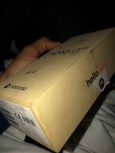 10/10 neat and clean with box charger international warranty