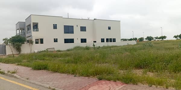 Bahria Hills Plots FOR SALE. Facing Jinnah Avenue and 2km from Main Entrance of BTK Heighted Location