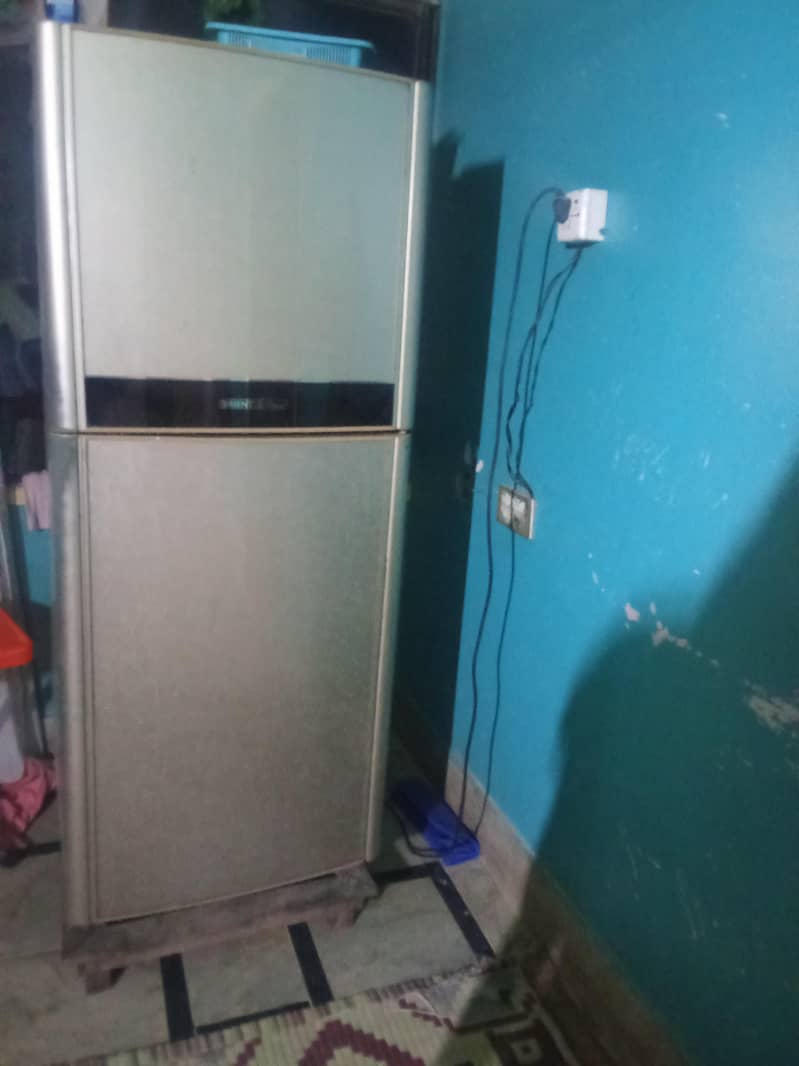 اچھی کنڈیشن میں ہے فر 1