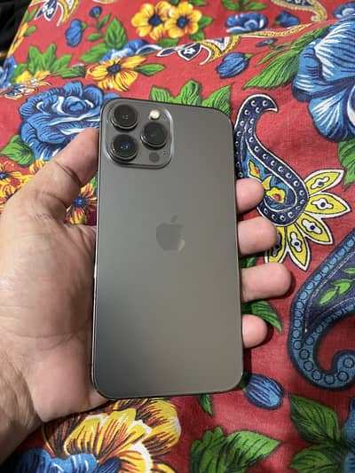 Iphone 13 pro max foctory unlock 128gb for sale