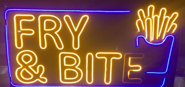 Selling Food Stall With All Accessories.