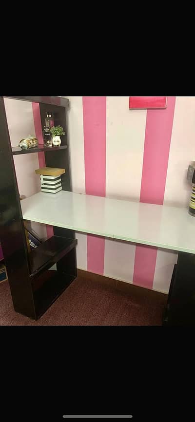 study table for sale  new