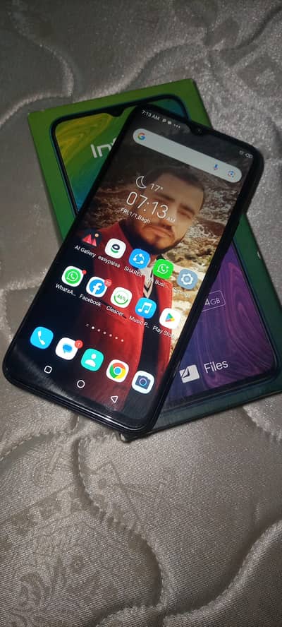 Infinix hot 8 with box cable 4/64