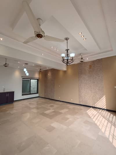 40x80, Upper Portion Available For Rent With 3 Bedrooms In G-13, Islamabad