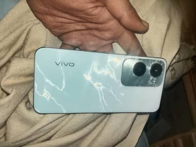 vivo y18 All ok no any fault box sath he  03104753719 call