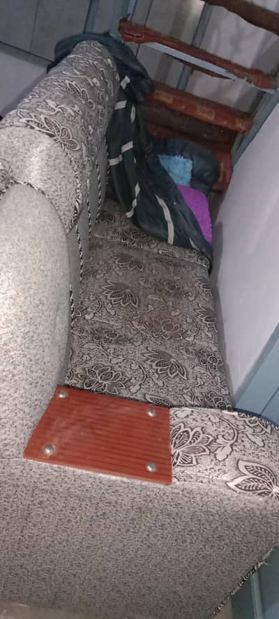 3,2،1 sofa set available for sale computer table sale