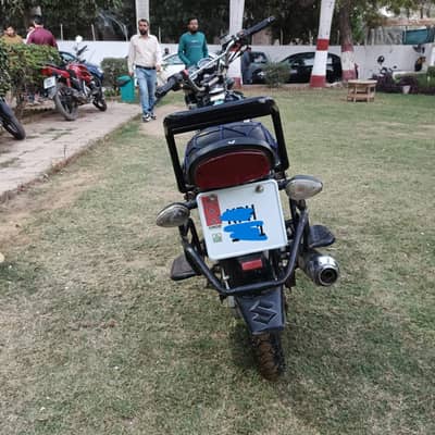 Suzuki GS 150 SE 2022