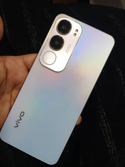 vivo Y19s
