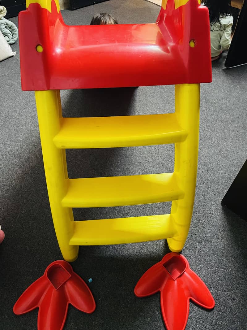 Large slide 0