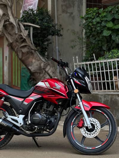 Honda CB 150F
