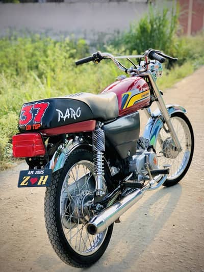 25 model united open voucher