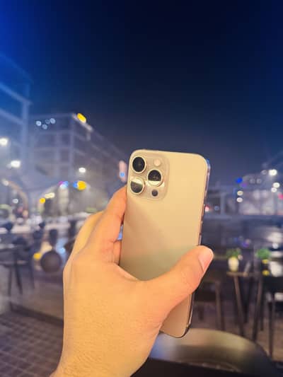 Iphone 15 pro max jv 10/10 condition