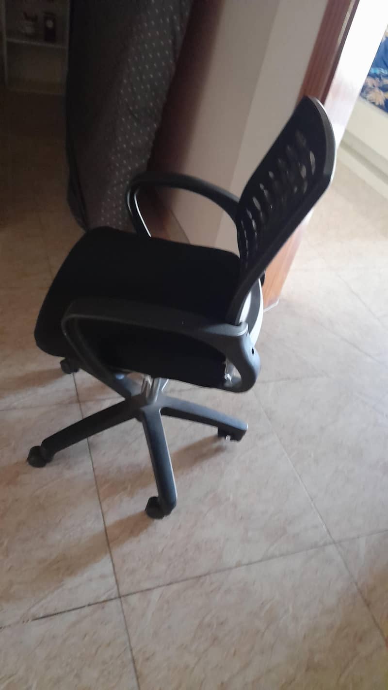 study table with chair 1