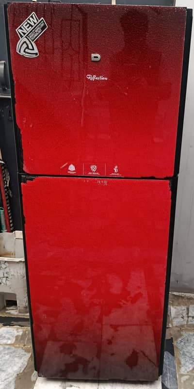 dawlance Medium Refrigerator