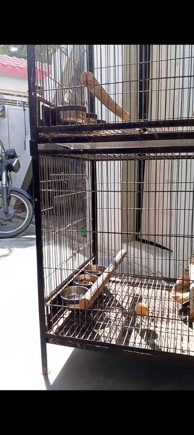 vip cage for sale  1 set completely ( in 3 box )