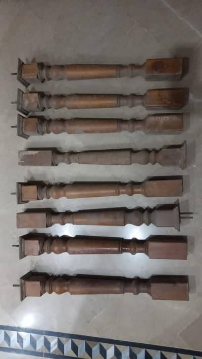 8 Pieces Wooden Staircase