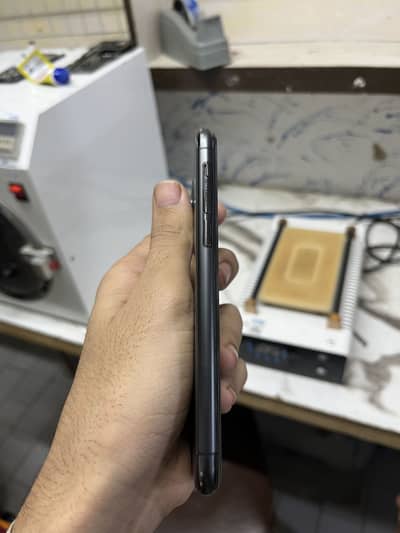 iphone 11 pro pta approved