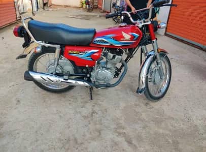 Honda 125 23/24 condition 10/10