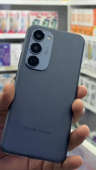 Spark 40 pro plus, 16/256 gb, full warranty phone ,PUBG 60 fps ,