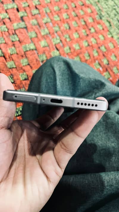 note 50pro 12+12Gb RAM and 256Gb ROM