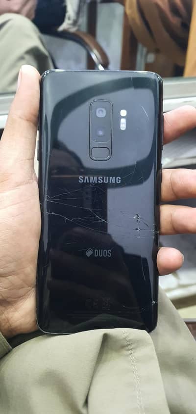 samsung S9+6/128 panel break