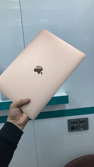 APPLE MACBOOK M1 AIR