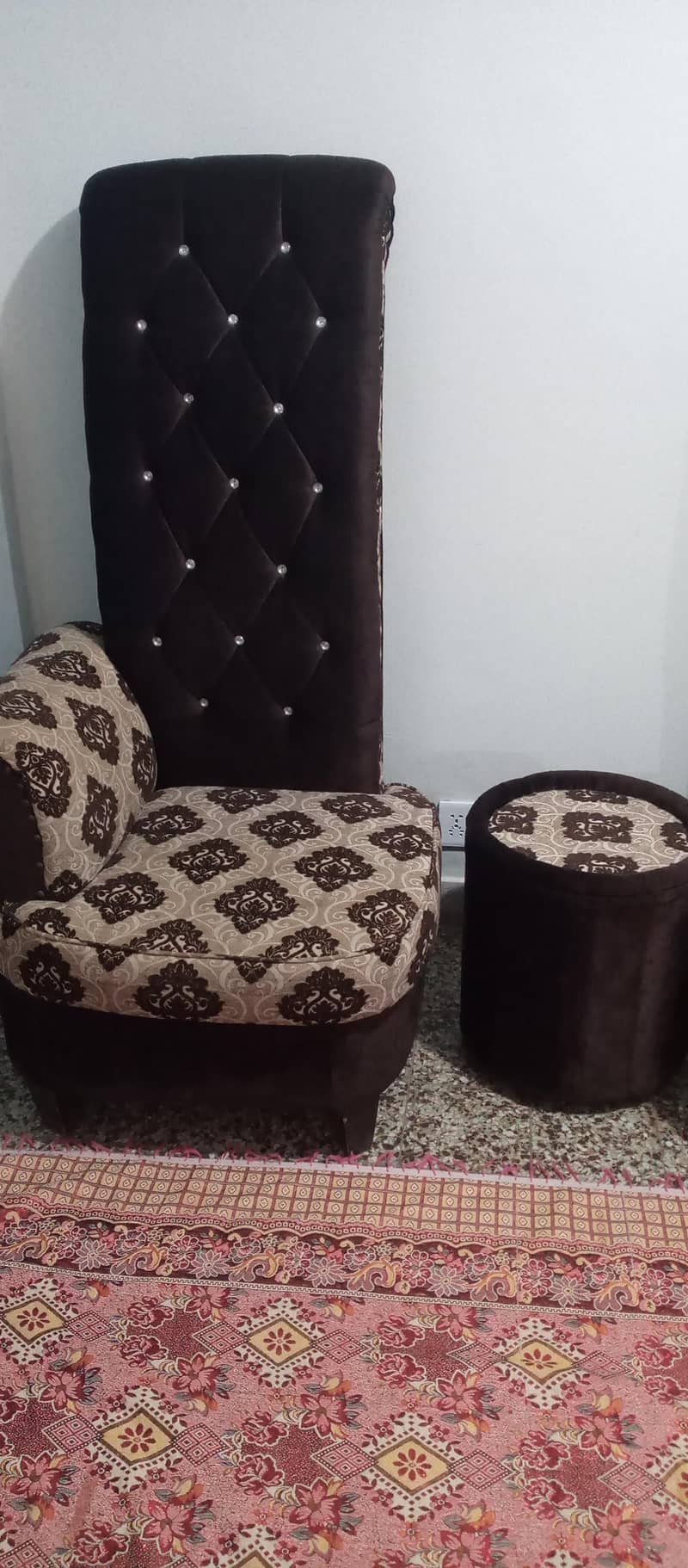 2 sofa with round table 4