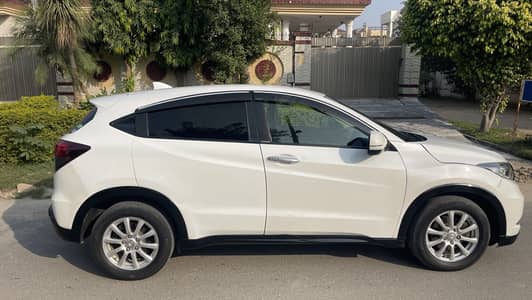 Vezel 15/18 up for sale exchange possible with civic x /grande/elantra