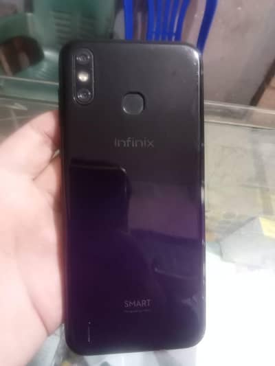 infinix smart 4c       2/32