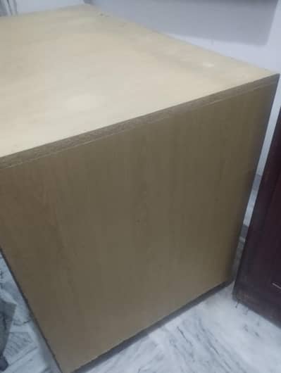 Office table and cabinet set