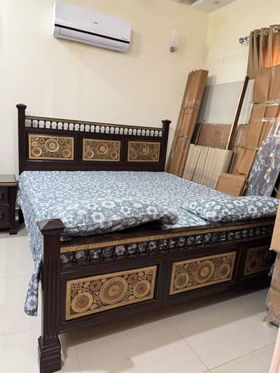 King Bed Set with 2 Side Tables, Dressing Table, & Semi-Ortho Mattress