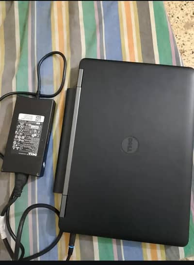 selling my dell laptop with reasonable price