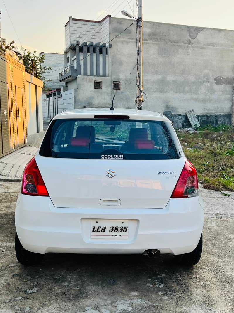 swift automatic  2011 model 1